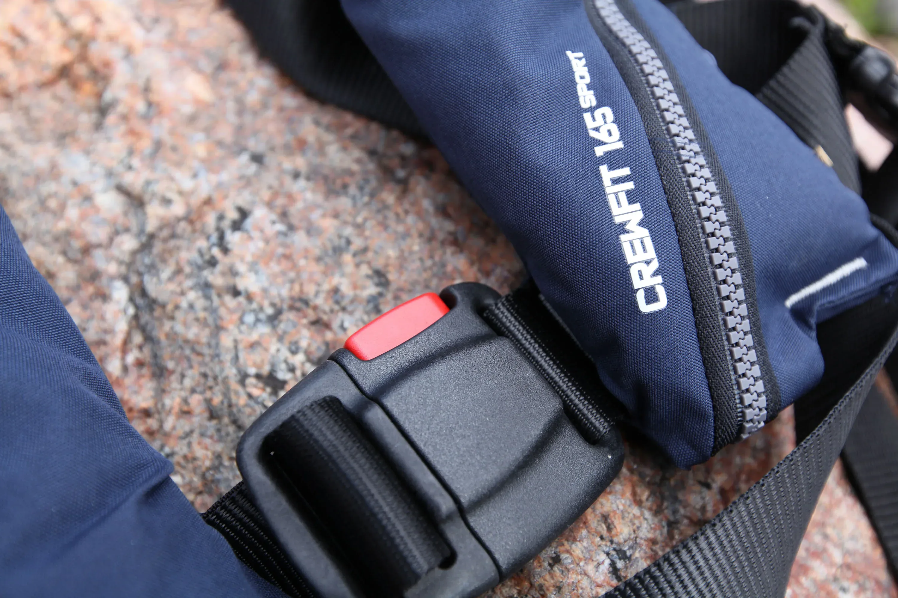 Crewsaver Crewfit Sport 165N paukkuliivi - Image 3