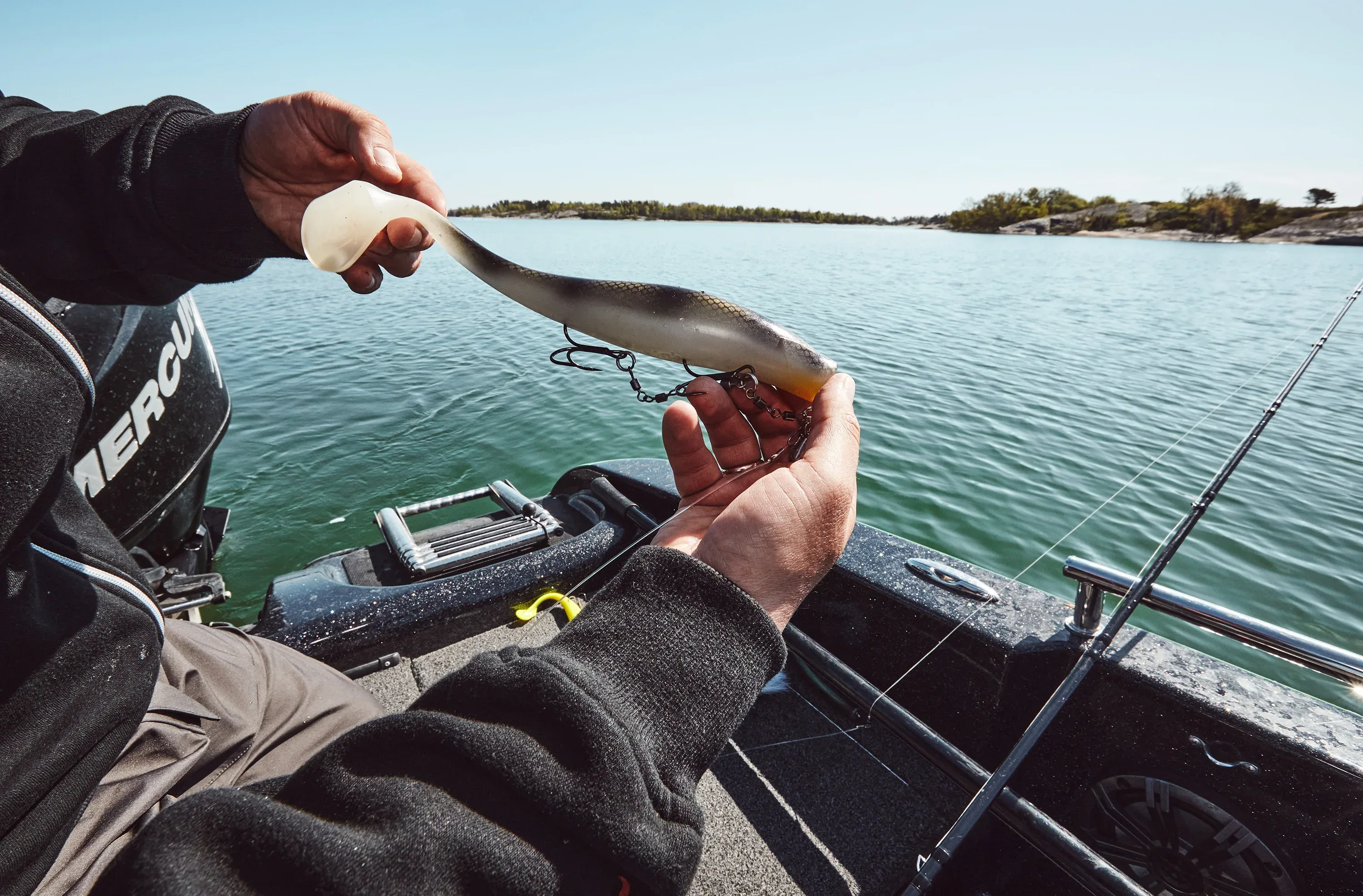 Lucky John Kubira Swim Shad 9" kalajigi + stinger - Image 5