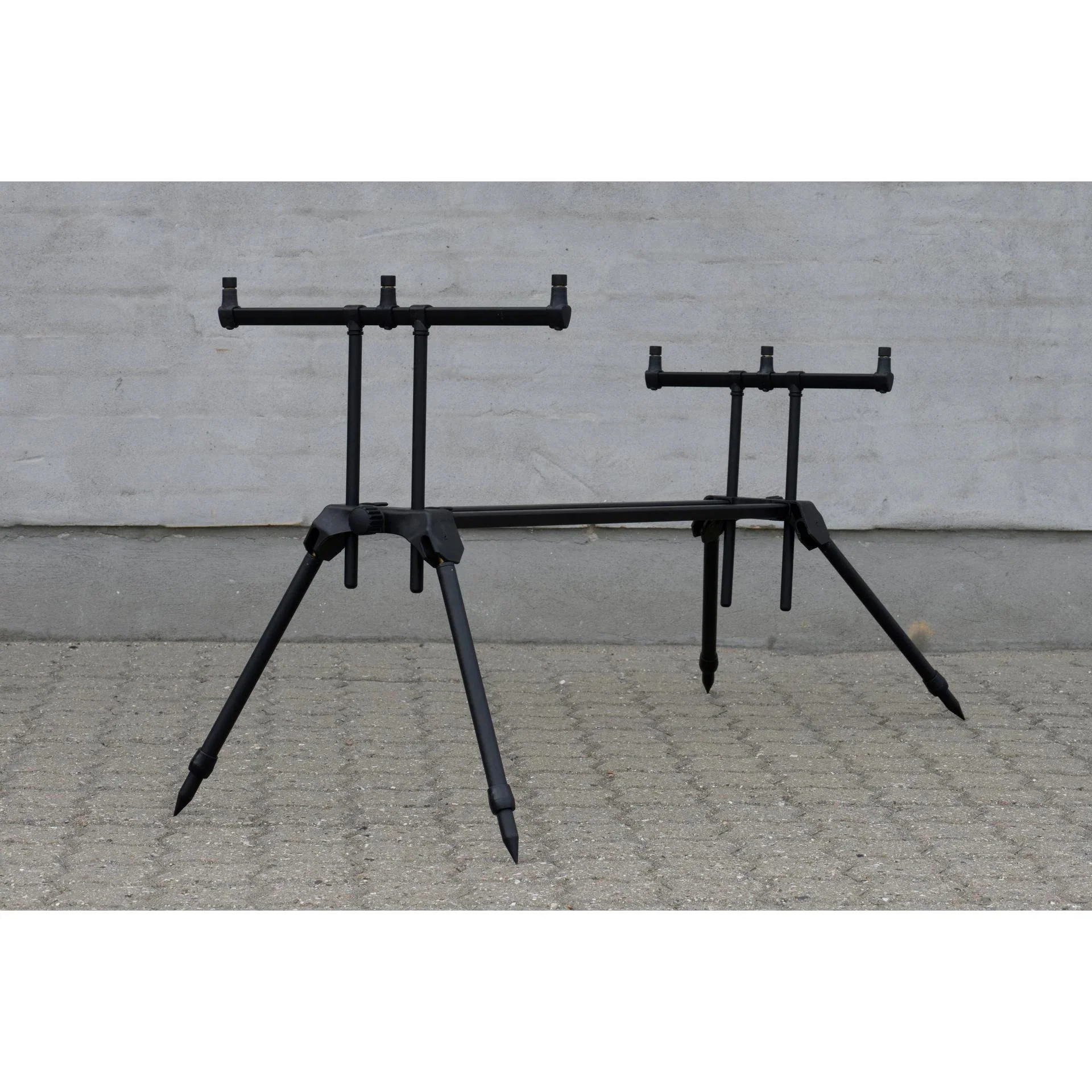 Prologic Tri-Sky Rod Pod 3 Rod - Image 4